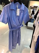 武漢服裝商場全球實拍圖庫_武漢全球服裝零售批發市場實拍_服裝展會實拍款式圖合輯