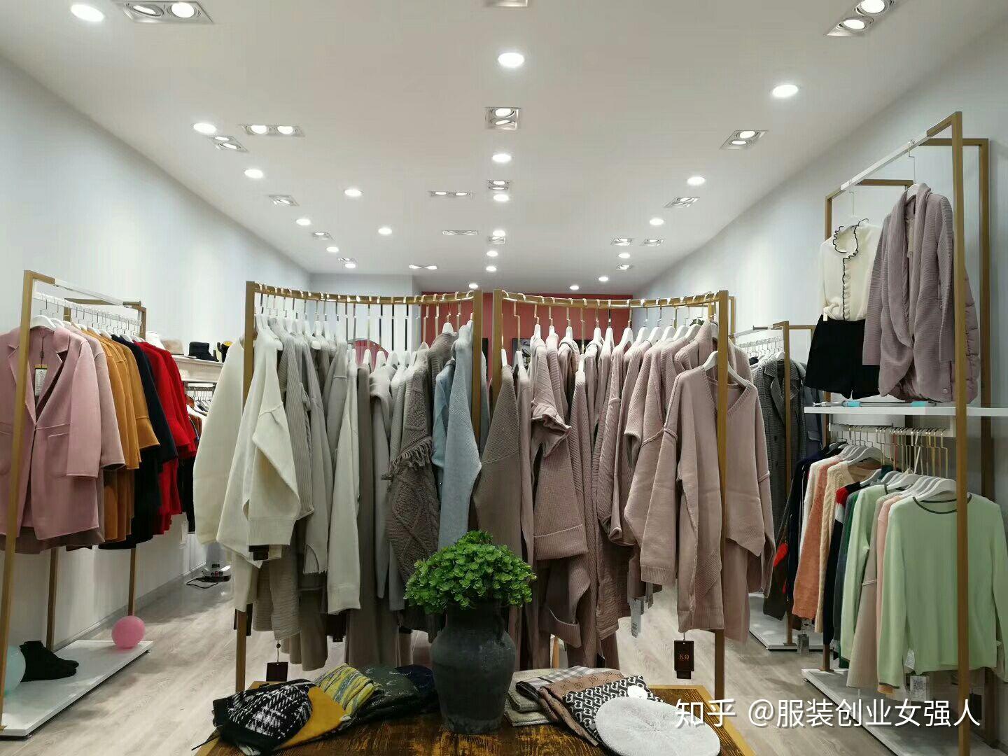 實體服裝店倒閉潮 背后三大深層原因與轉型之路