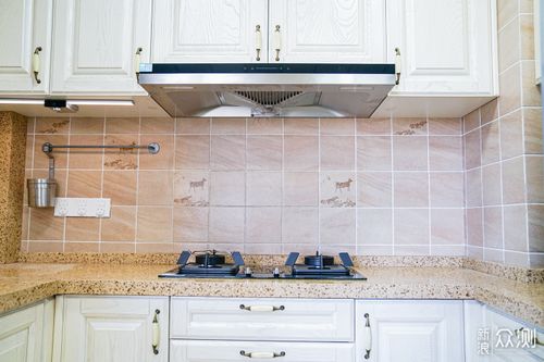 從煙灶套餐到集成廚電,教你通過參數(shù)選產(chǎn)品